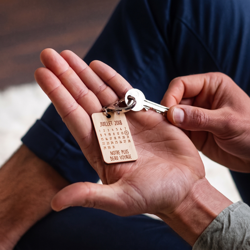 Porte-clés personnalisé - bois calendrier